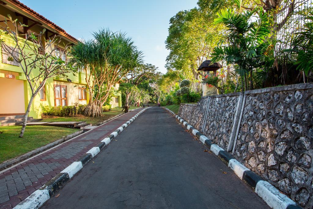 Plagoo Holiday Hotel Nusa Dua  Exterior foto