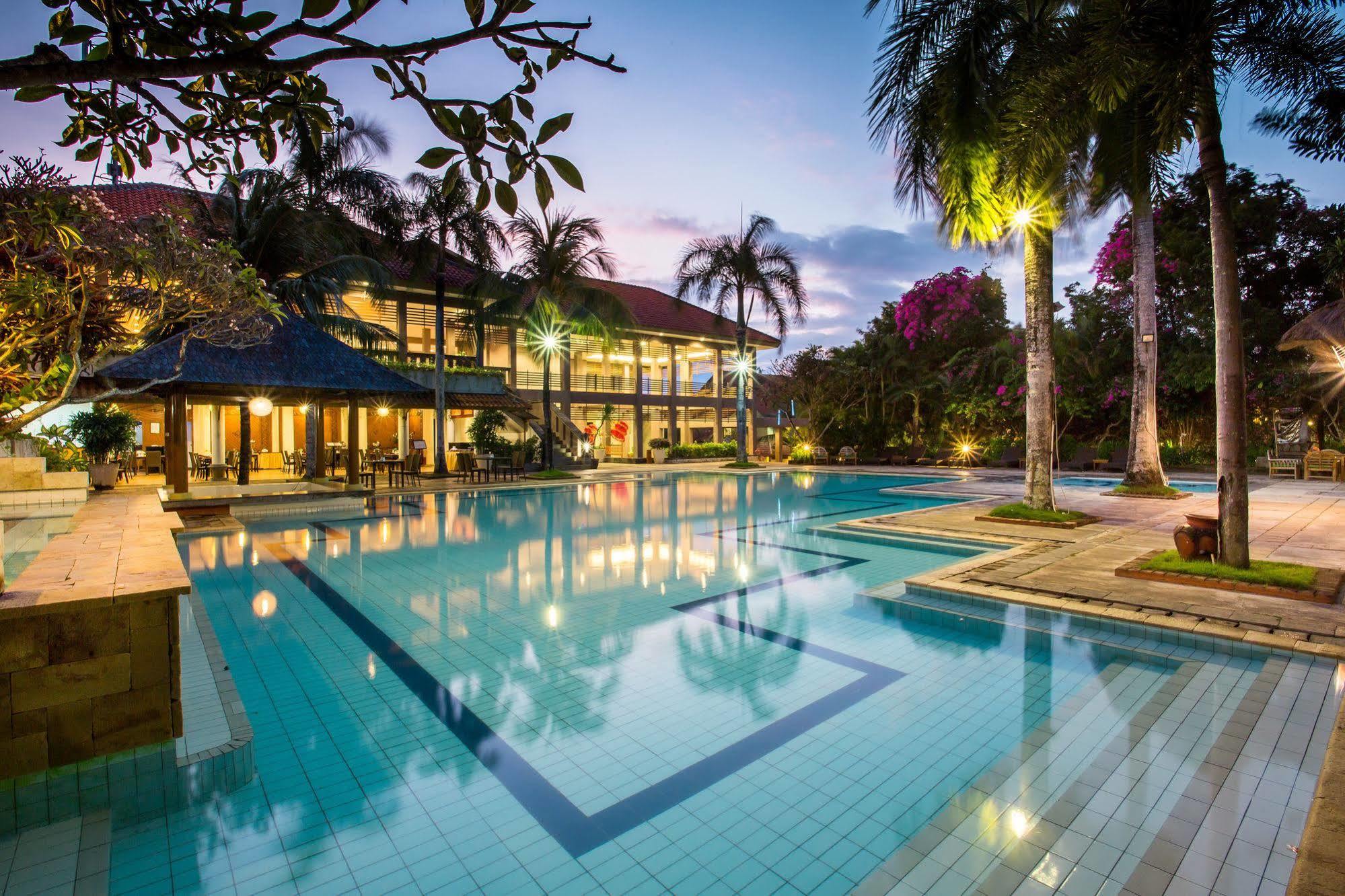 Plagoo Holiday Hotel Nusa Dua  Exterior foto